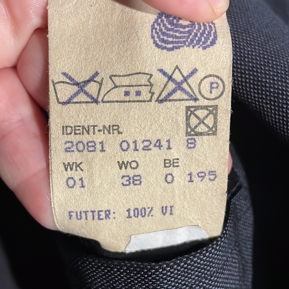 Boss Hugo Boss Al Capone Double-Breasted Suit Coat EU 38 (See measuremen… - Picture 10 of 10